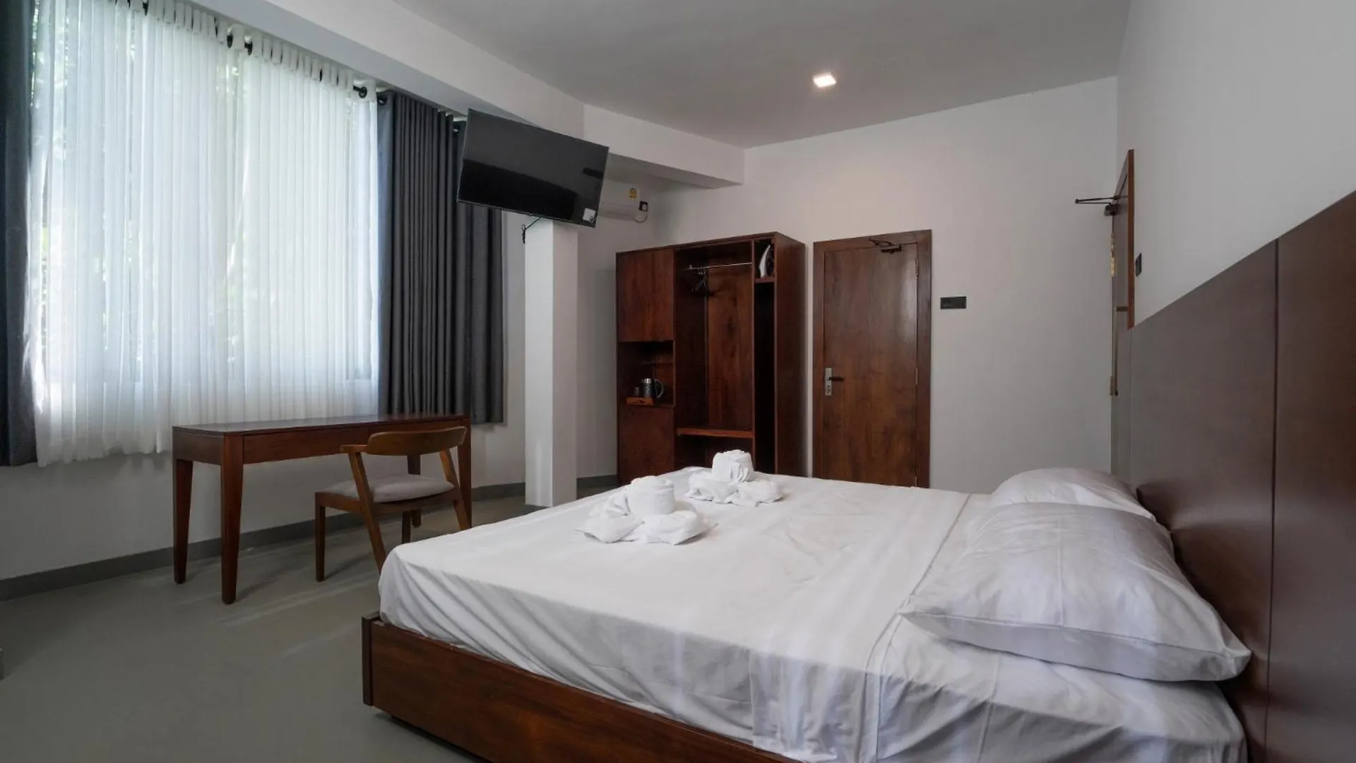 Iris Kandy Hotel
